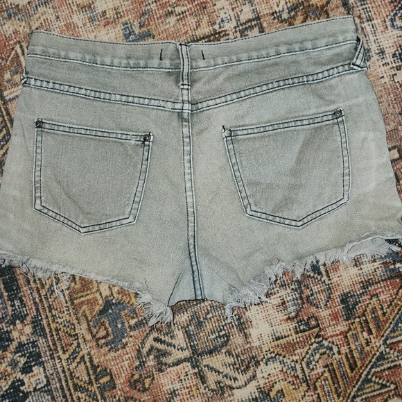 Free People shorts - Picture 2 of 5